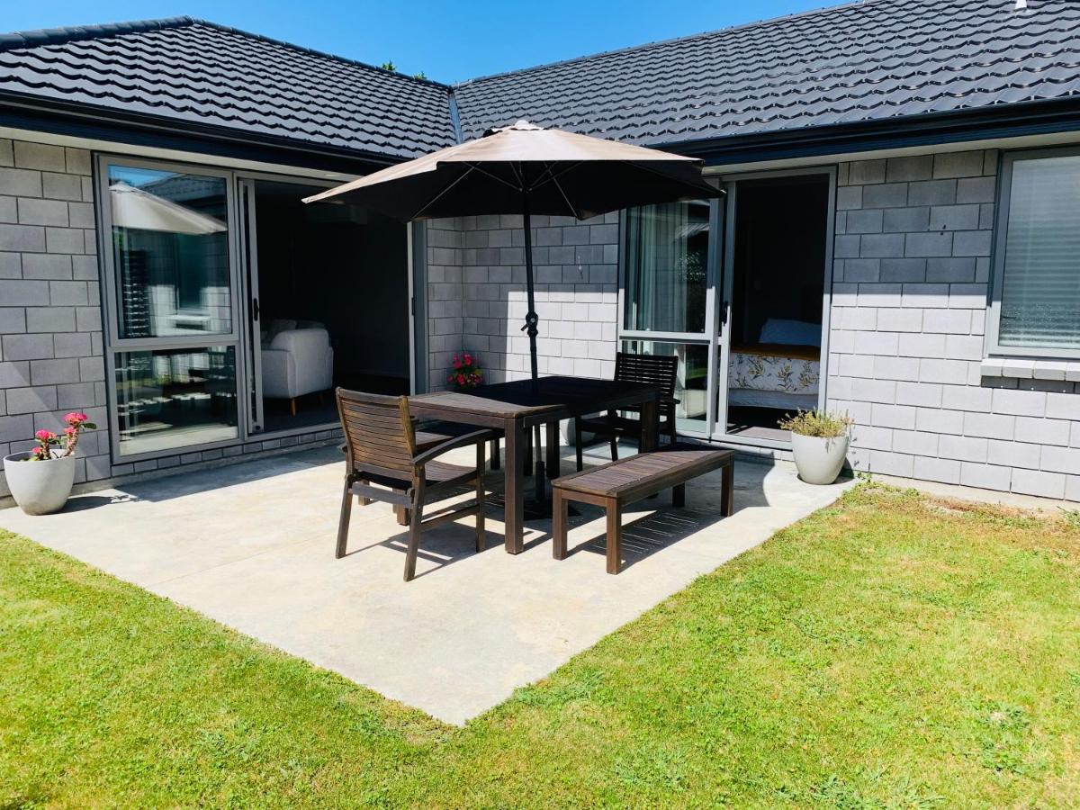 Stunning Modern Retreat Villa Hastings Eksteriør billede